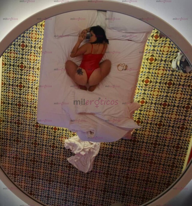 FOTOS DE SOY TU LOBITA PERVERTIDA DISPUESTA A SER TU PERRITA EN LA CAMA PAPI