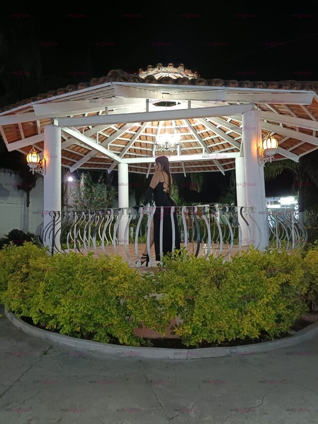 FOTOS DE NALGONA, CHICHONA Y HERMOSA. SOY LO QUE BUSCAS NO LO PIENSES MAS.