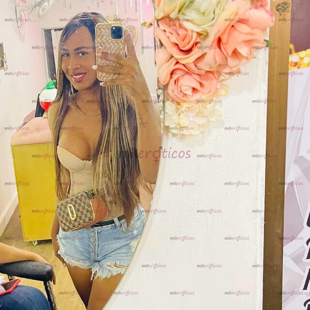 FOTOS DE CAMII MASAJISTA, PROFESIONAL, FETICHISTA Y FIESTERA A LA VEZ