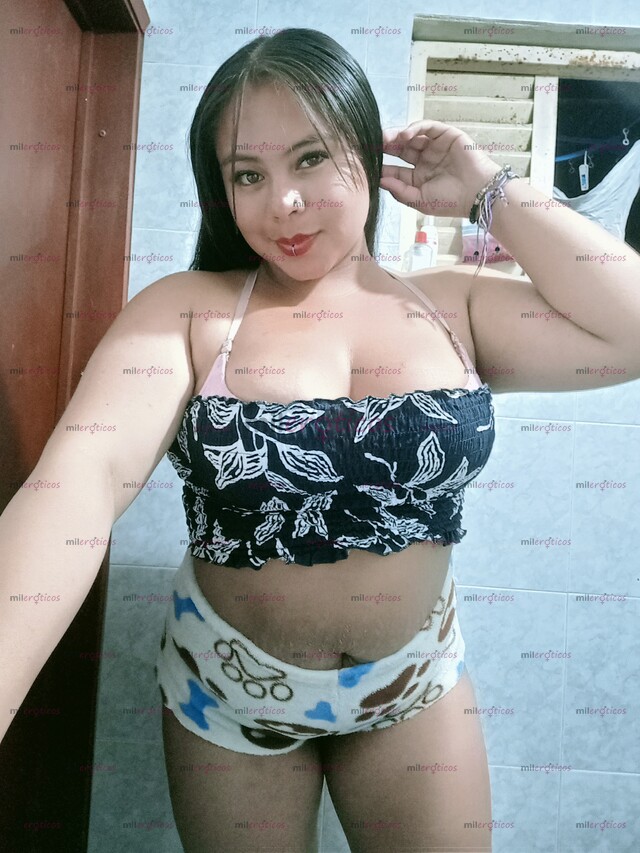 FOTOS DE HOLA AMOR SOY VALENTINA UNA MORENA COMPLACIENTE