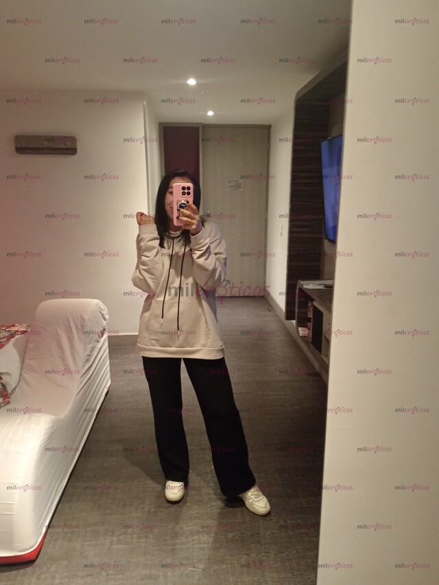 FOTOS DE SOY MARÍA VICTORIA, UNA MUJER MADURA, DULCE Y NATURAL.