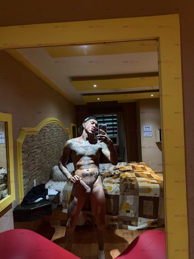 FOTOS DE ISAAC BROWN DISPONIBLE CHAVO VERGON19CM TE CUMPLO TUS FANTASÍAS