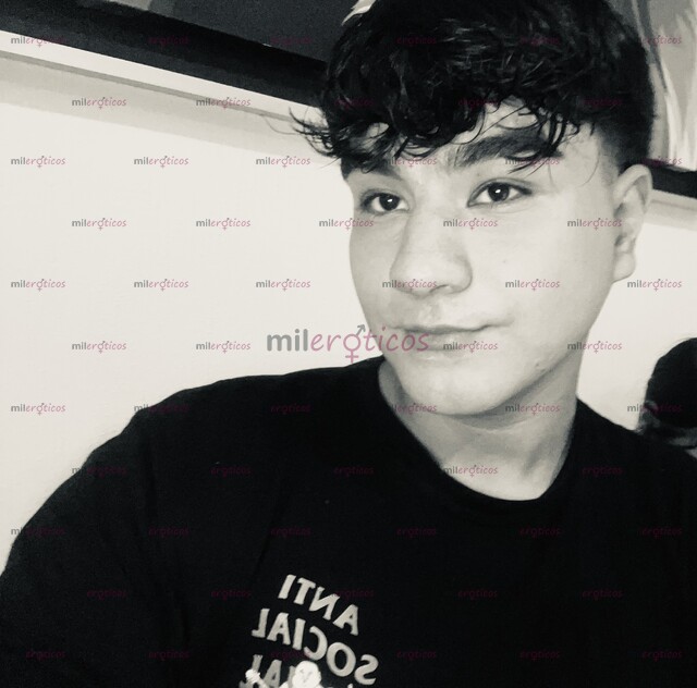 FOTOS DE SOY JULY Y ME ENCANTARIA SER TU PASIVO SUMISO Y CUMPLIR TODAS TUS FANTASIAS