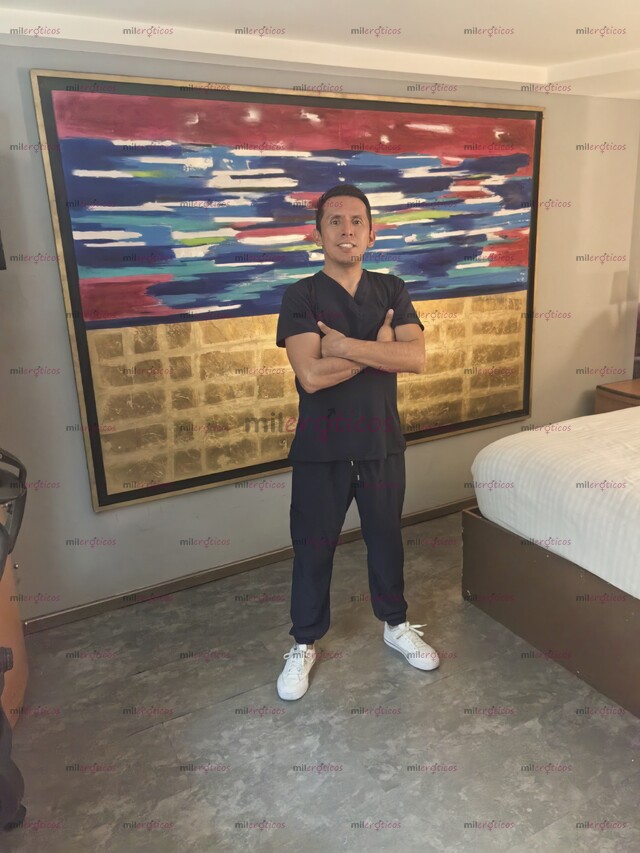 FOTOS DE MASAJE PROFESIONAL HOMBRE A HOMBRE CON UNA TOTAL DISCRECIÓN ABSOLUTA