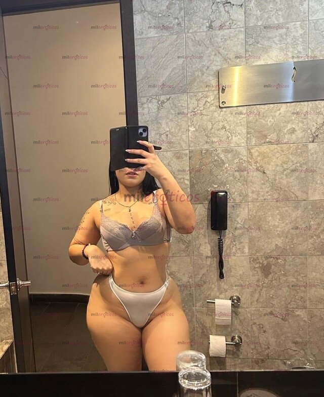 FOTOS DE CARITA ANGÉLICAL CON UN CUERPO VOLUPTUOSO