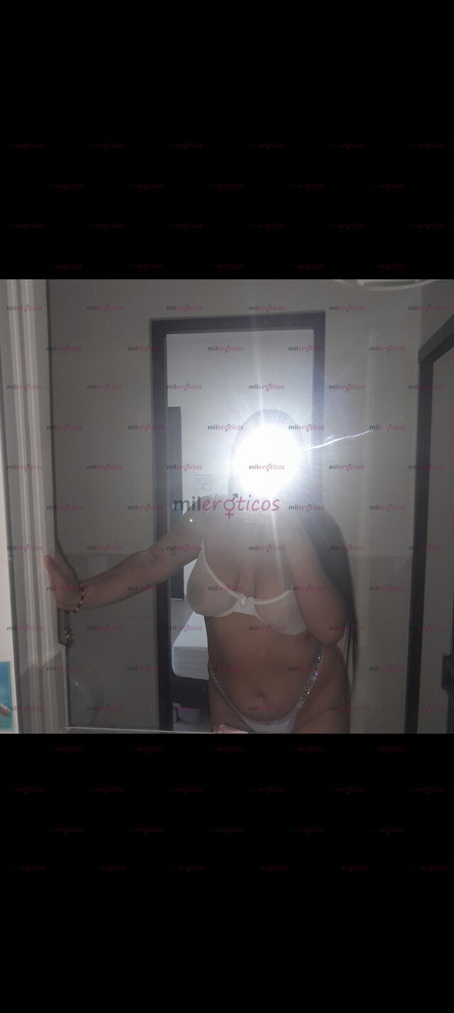 FOTOS DE HOLIIIS SOY MELANIE HERMOSA PELICOBRIZA DE CUERPO NATURAL