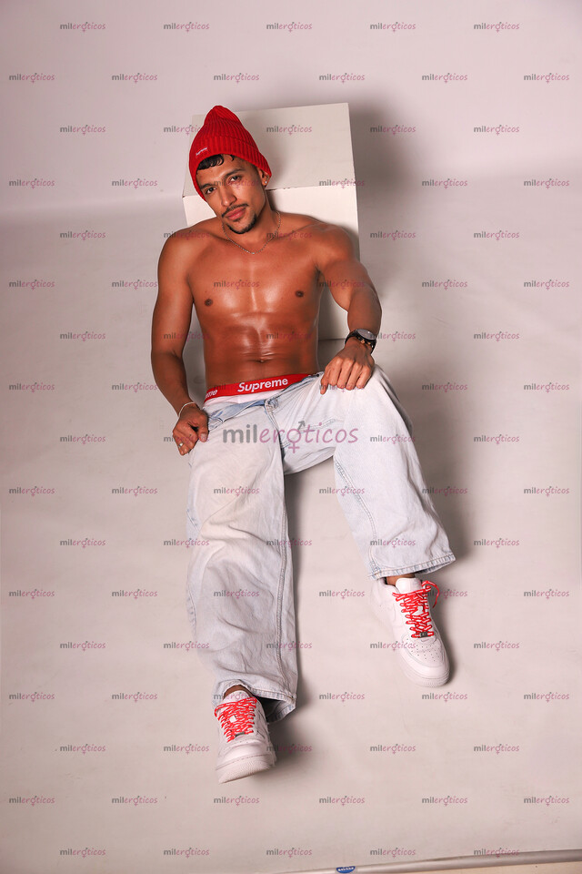 FOTOS DE MACHO COLOMBIANO, ACTIVO COMPLACIENTE Y DIVERTID . HOT