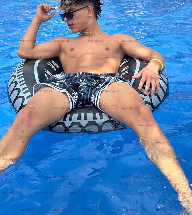 FOTOS DE LINDO CHICO PASIVO CON UN RICO CULO, DISPUESTO A COMPLACERTE.