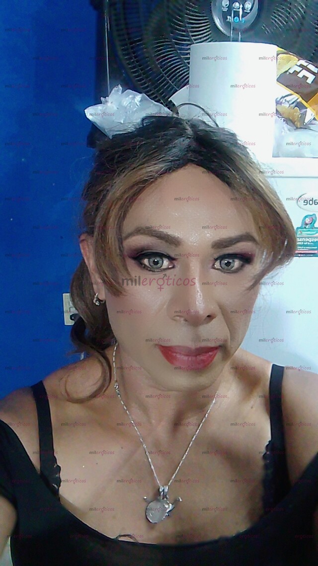 FOTOS DE HOLA PAPI SOY SELINA UNA CHICA TRANS CON GANAS DE SASTISFACERTE