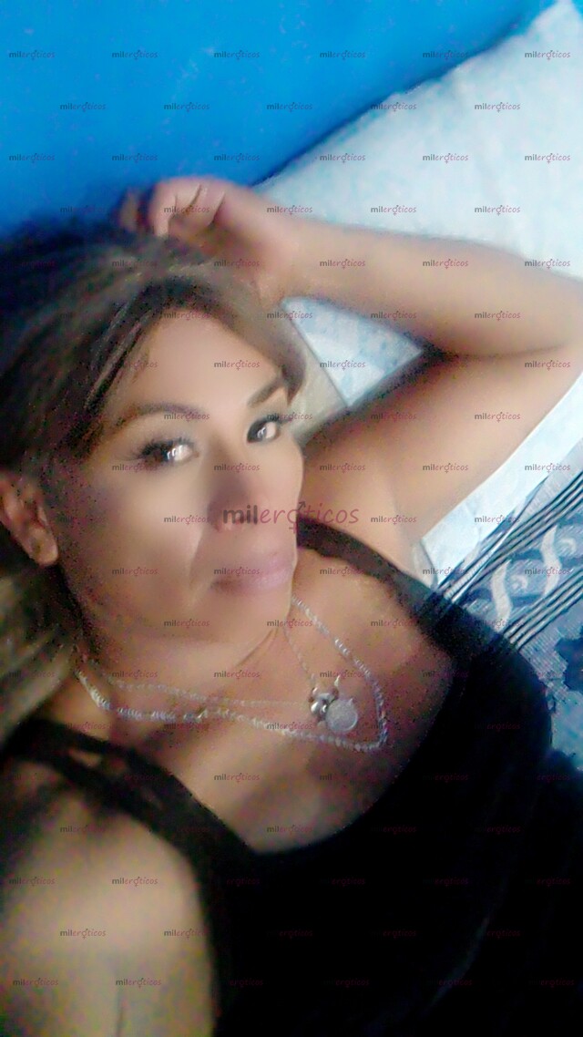 FOTOS DE HOLA PAPI SOY SELINA UNA CHICA TRANS CON GANAS DE SASTISFACERTE