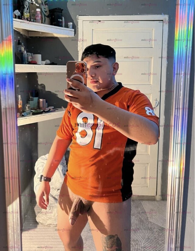 FOTOS DE JOVEN MASCULINO Y MUY CALIENTE LISTO PARA COMPLACER TUS IDEAS