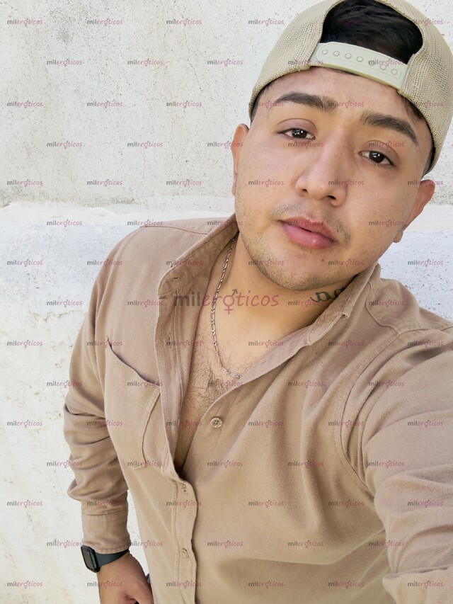FOTOS DE JOVEN MASCULINO Y MUY CALIENTE LISTO PARA COMPLACER TUS IDEAS