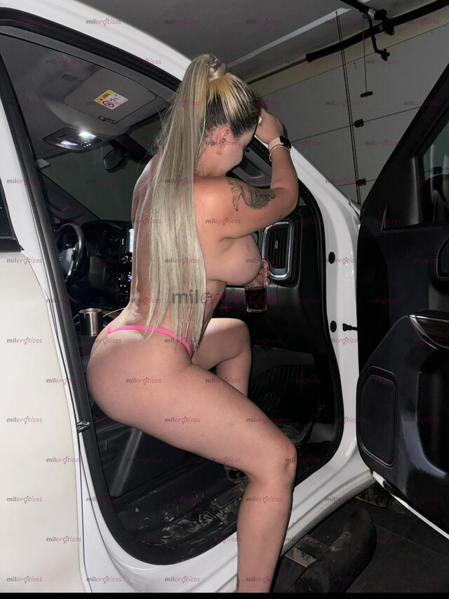 FOTOS DE RUBIA CACHONDA, CON BUBIS Y NALGAS GRANDE
