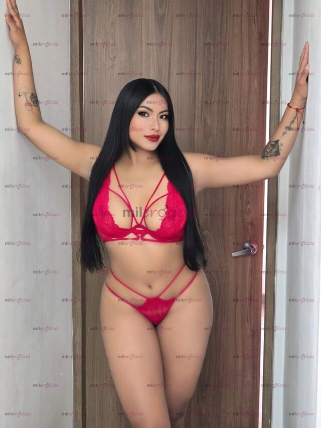 FOTOS DE LINDA FLAQUITA DELICIOSA CENOS RICOS PARADITOS COLA REDONDITA PIEL BLANCA