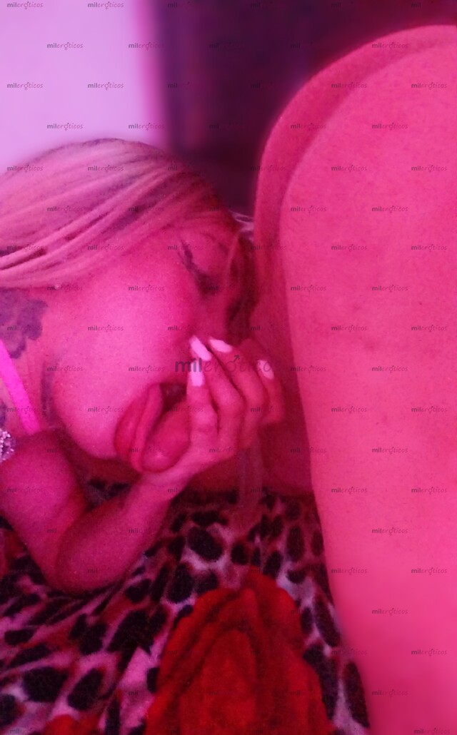 FOTOS DE MAMADA ENSALIVADA DELICIOSA, SEXY ASHLY RUBIA CANDENTE