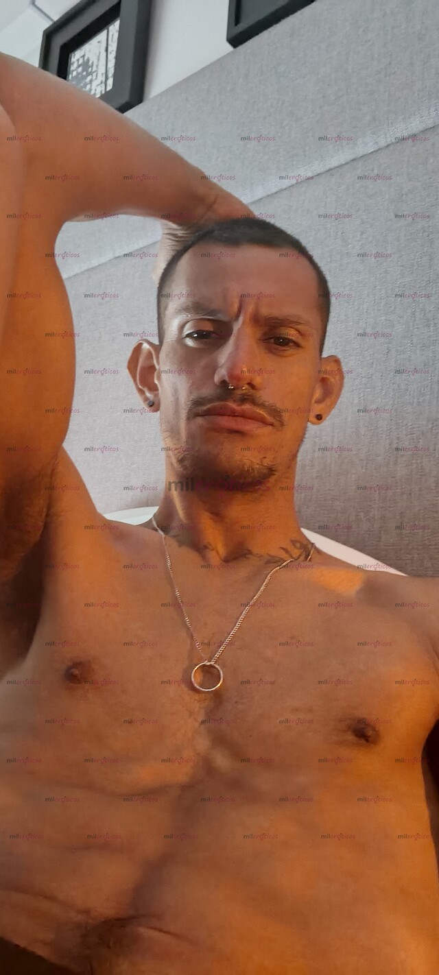 FOTOS DE FLACO ACTIVO DOTADO ARRECHO COMPLACIENTE DOMINANTE CERDO