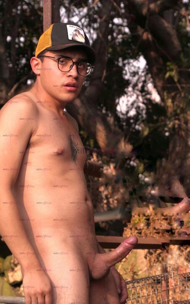 FOTOS DE JOVEN INTER VERGON COMPLACIENTE 18CM A TU DISPOSICIÓN