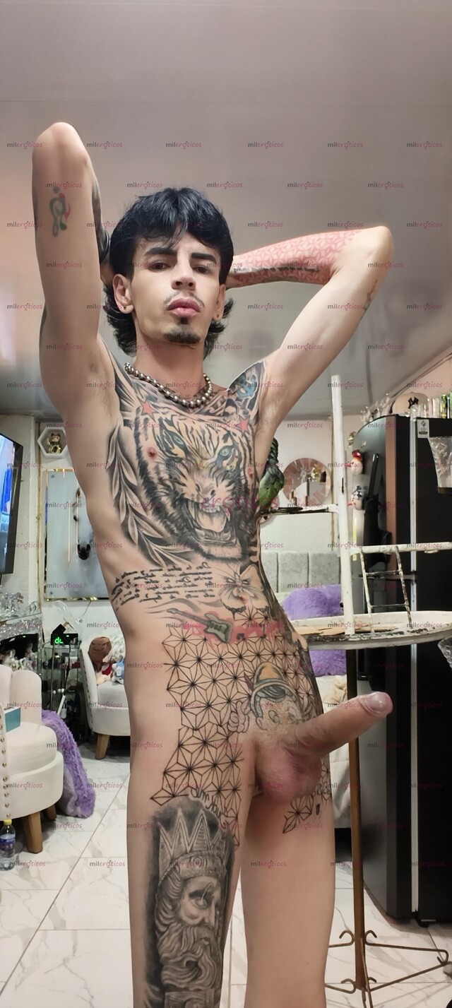 FOTOS DE FLACO BLANCO TATUADO VERGON MORBOSO FETICHERO
