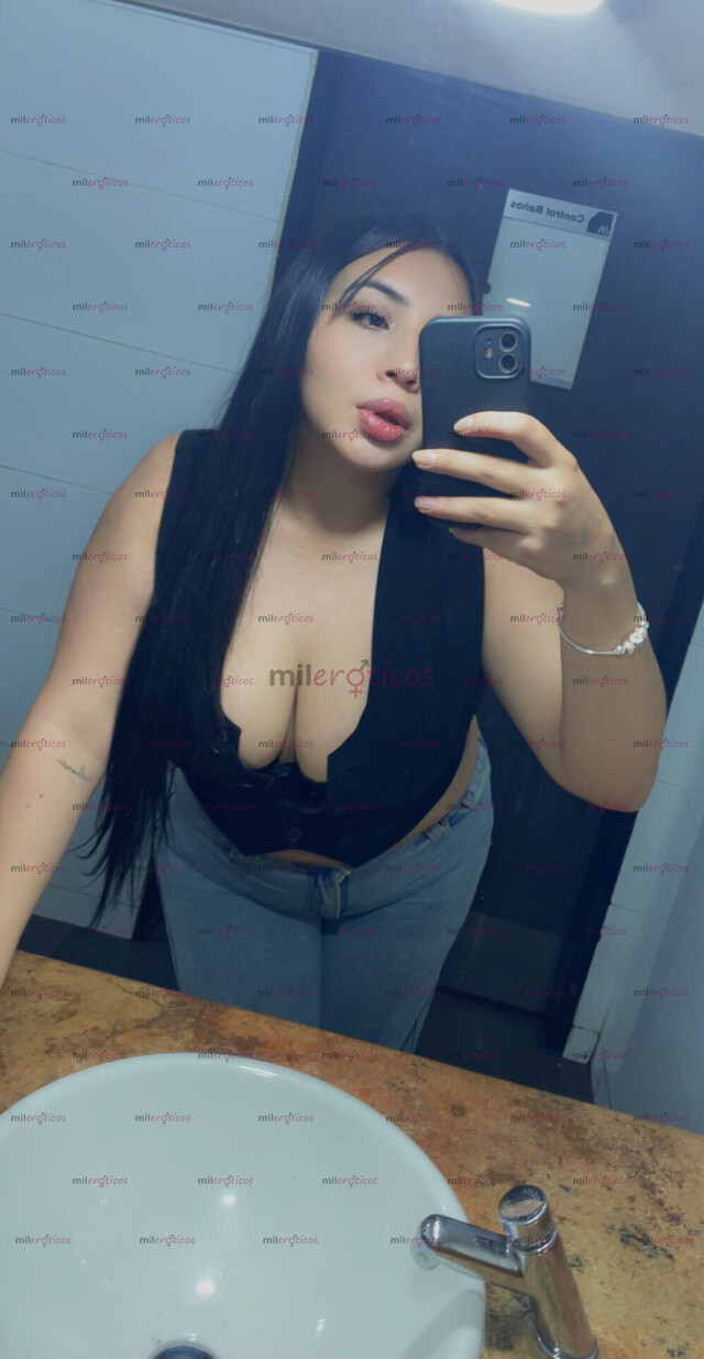 FOTOS DE DANNA CON CABELLO HASTA LAS NALGAS Y GRANODES TETAS