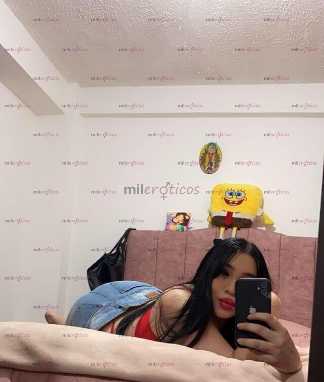 FOTOS DE UNIVERSITARIA CON EL CABELLO HASTA LAS NALGAS Y GRANDES TETAS