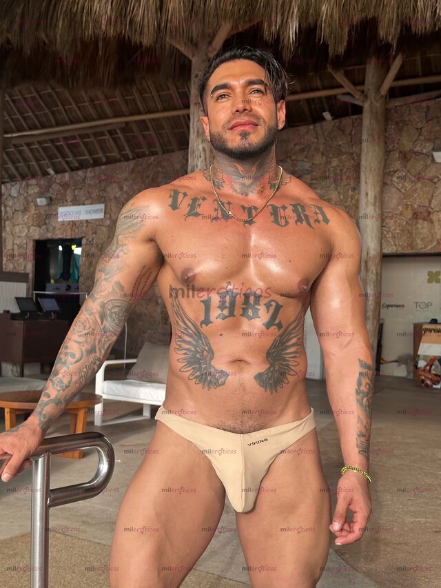 FOTOS DE GUAPO Y SEXY TATUADO ! UNA EXPERIENCIAS SOLO PARA GENTE SOLVENTE.