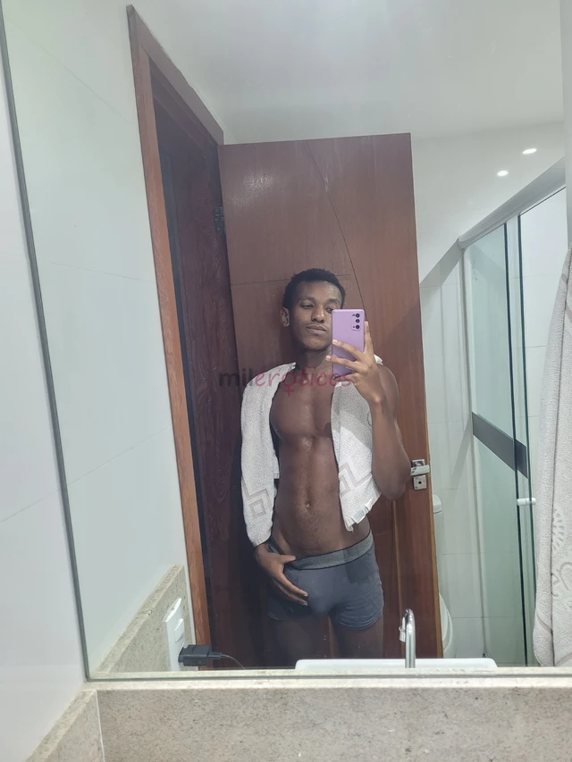 Sou do rio complexo do alemao passando uma temporada pela baixada sou ativo 1 75 de altura 24 cm 100 discreto vendas de conteudos on valor do atendime...