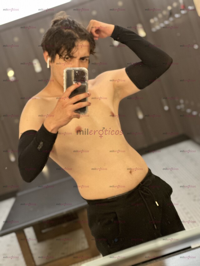 FOTOS DE TWINK PASIVO DISCRETO LISTO PARA COMPLACERTE