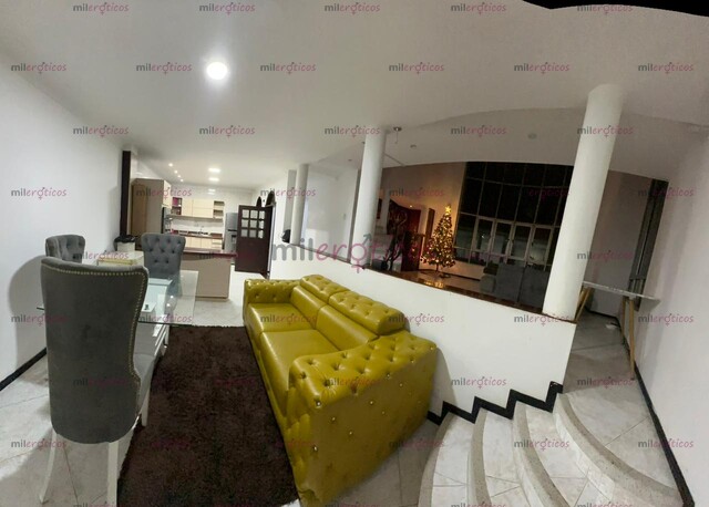 FOTOS DE BUSCAS MAS INGRESOS, AGENCIA EN EL SUR, BUENOS CLIENTES, CHICAS JOVENES BONITAS