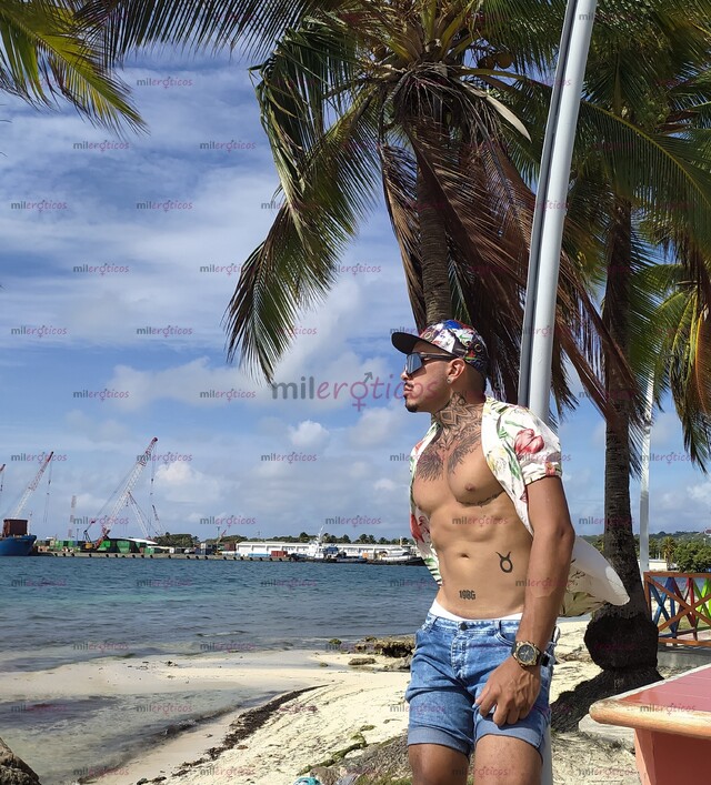 FOTOS DE TU MACHO: FOSTER, VARON, TATUADO BUENA VERGA, COMPLACIENTE