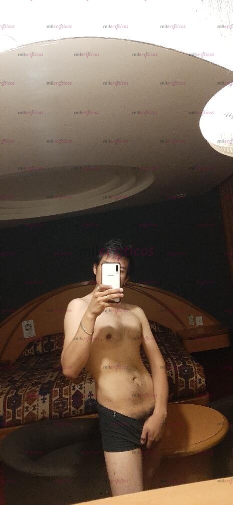 FOTOS DE VEINTEAÑERO DE GRAN LIBIDO SEXUAL, ENTRON FULL MORBOSO Y DE POCAS RESTRICCIONES
