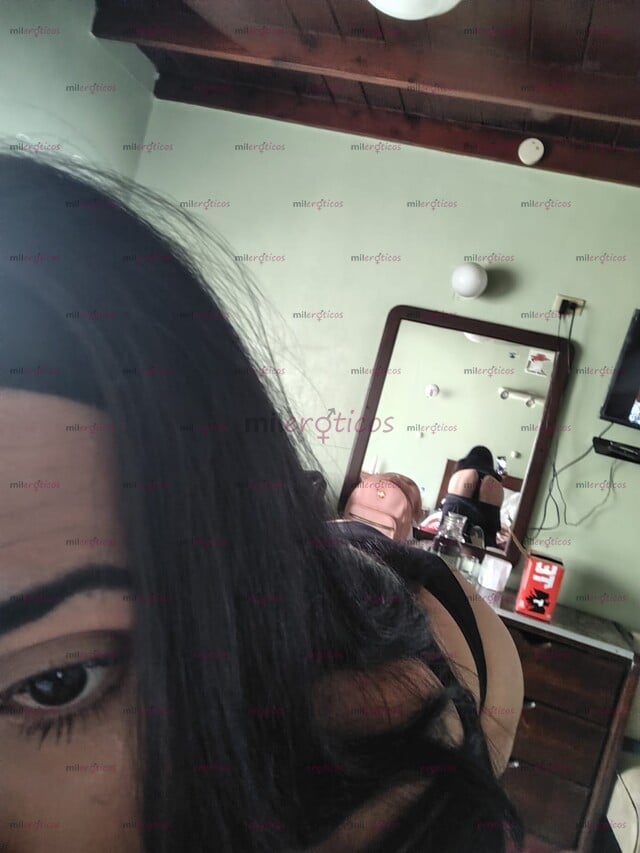 FOTOS DE POR PRIMER Y ÚNICO DÍA TRANS CACHONDA DISPUESTA A FANTASÍAS