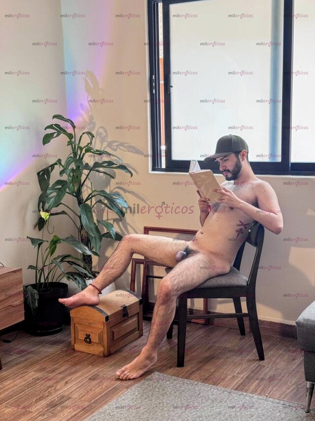 FOTOS DE BUSCAS PLACER, AQUÍ ESTOY YO... TIAGO, VELLUDO PARA COMPLECERTE.