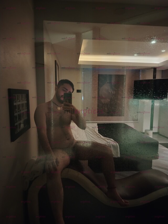 FOTOS DE BUSCAS PLACER, AQUÍ ESTOY YO... TIAGO, VELLUDO PARA COMPLECERTE.