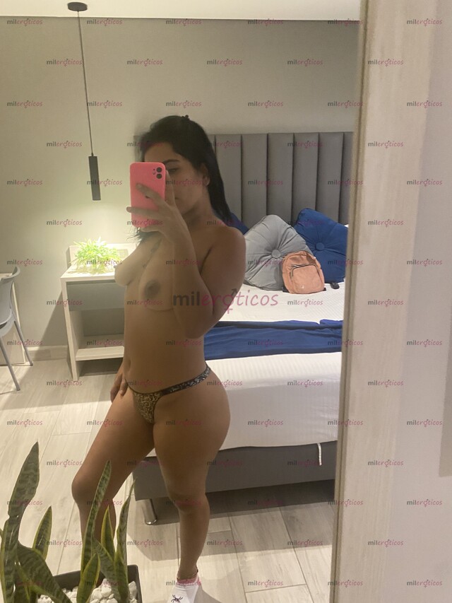 FOTOS DE SOLO DOMICILIO VENEZOLANA DISPONIBLE X HOY SERVÍCIO A DOMICILIO Y HOTEL