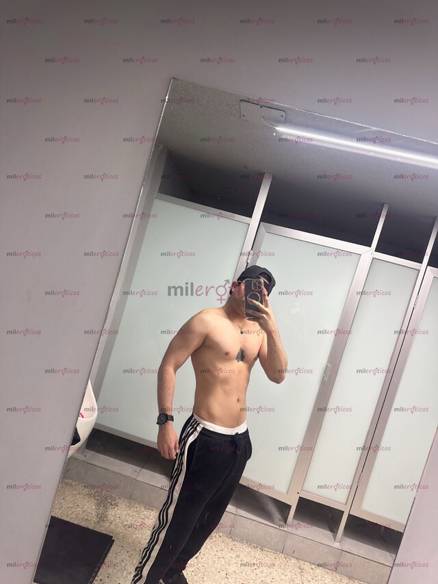 FOTOS DE LUCIANO VENEZOLANO COMPLACIENTE VERGON LECHERO