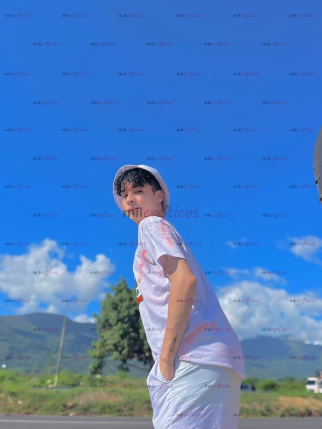 FOTOS DE LINDO CHICO VERGON DE 23CM CON UN CULO AGUANTADOR USAQUEN !!