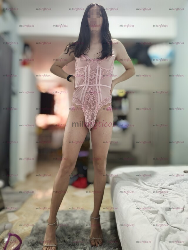 FOTOS DE CHICA TV SÚPER COMPLACIENTE: SERÉ TU DEPÓSITO DE LECHE