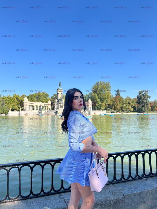 FOTOS DE REBECA BURGOS 20 AÑOS ROSTRO INTERNACIONAL DE VUELTA AL PAÍS ACEPTÓ TARJETAS