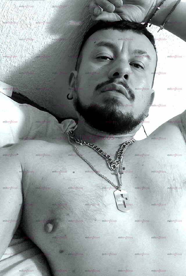 FOTOS DE MASAJISTA EROTIKO COLOMBIANO DEJA QUE MIS MANOS CONSIENTAN TU PIEL
