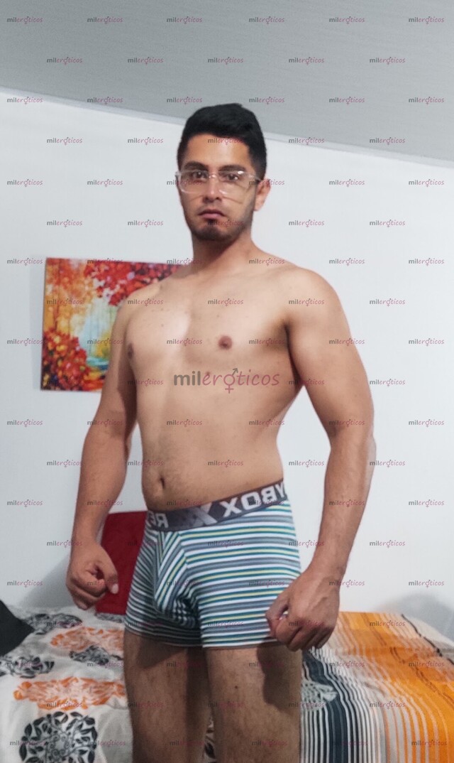 FOTOS DE HOMBRE CON 18 CENTÍMETROS DE VERGA PARA VENIRME EN TU CARA