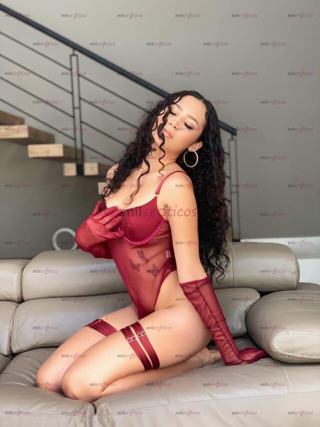 FOTOS DE MEDELLIN COLOMBIANA RECIEN LLEGADA ,FLAQUITA HERMOSA SENSUAL 19 AÑOS!!