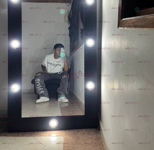 FOTOS DE HOLA ME LLAMO JUAN DIEGO SOY UN CHICO SEXY ,EDUCADO,VERSÁTIL Y MUY COMPLACIENTE