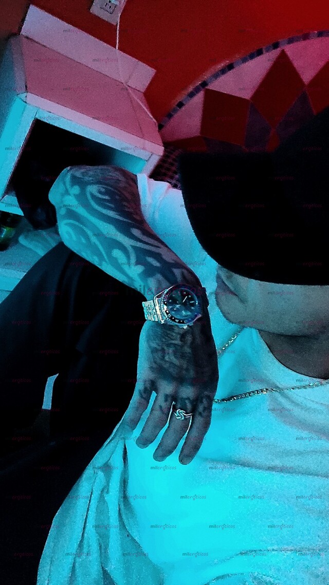 FOTOS DE JOVEN ATRACTIVO BUSCA EXPERIENCIAS CON MUJERES CALIENTES