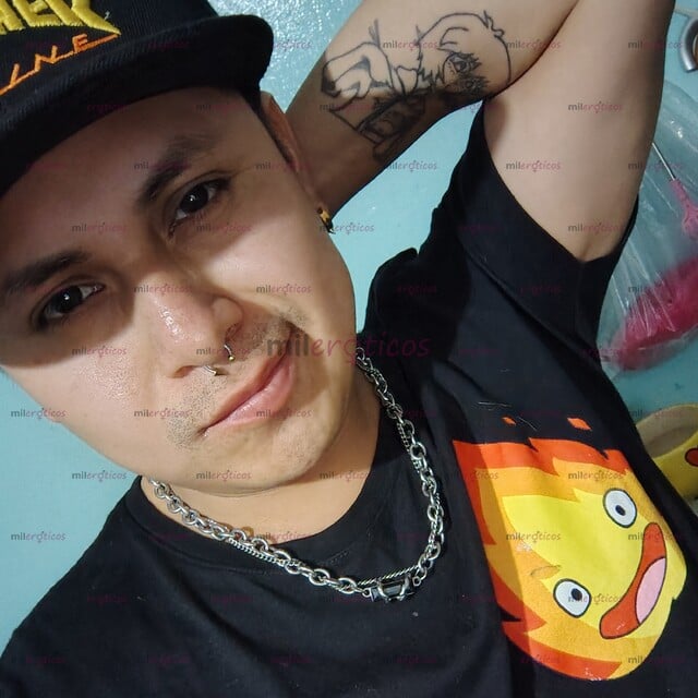 FOTOS DE TU ACOMPAÑANTE ERÓTICO SCORT GAY DISCRETO Y SUMISO 7U7