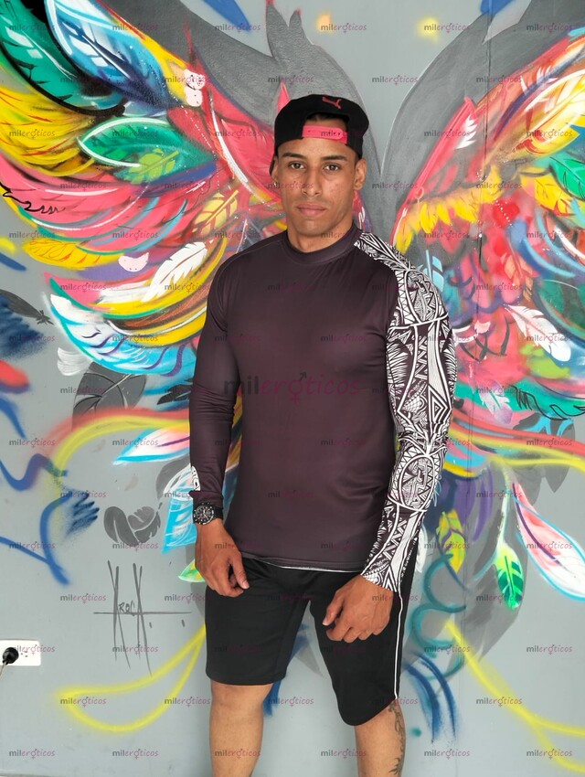 FOTOS DE DYLAN MASAJISTA CALIENTE COLOMBOVENEZOLANO SÚPER VERGÓN PARTE CULOS