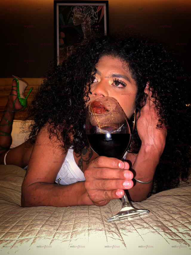 FOTOS DE MORENA FOGOSA BELLA Y SENSUAL EN TU CIUDAD