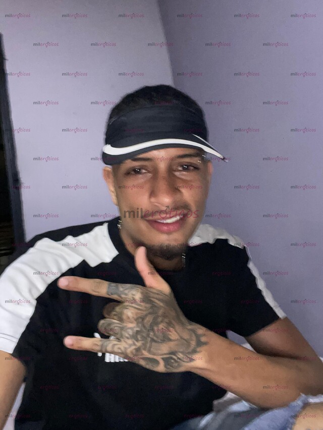 FOTOS DE CHICO ALTO, FLACO Y DESCOMPLICADO DE 22CM DE LARGO