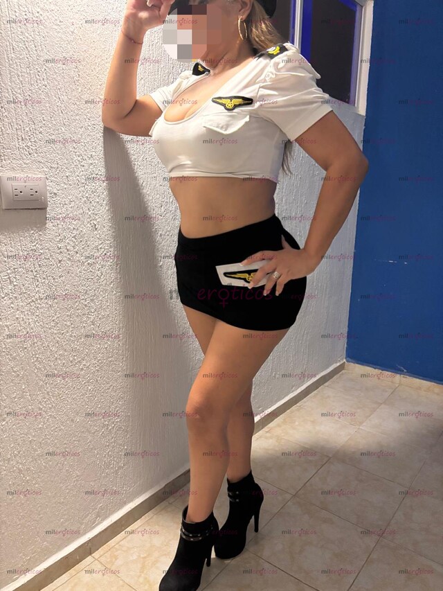 FOTOS DE SENSUAL SEXY DIVERTIDA APASIONADA MORENITA DE FUEGO