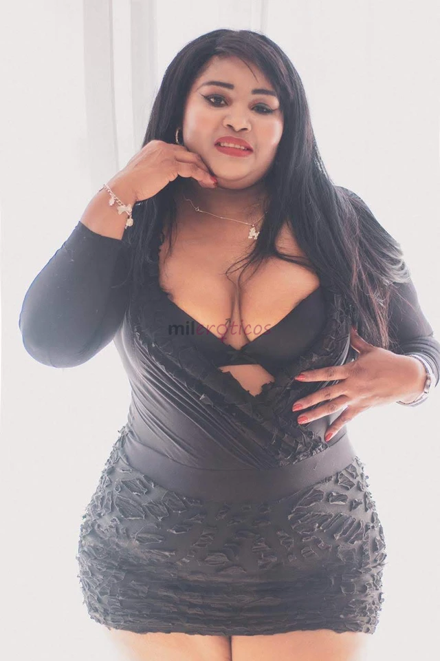 Hola carino me llamo zafiro y soy una mujer con especialidad en dar placer online sin ningun tabu me veras como soy toda una deliciosa mujer porno con...