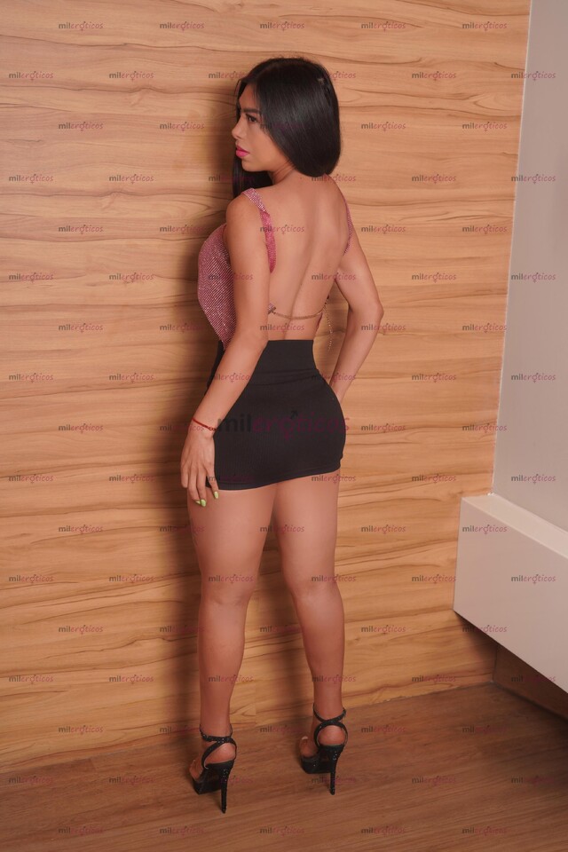 FOTOS DE HERMOSA GATITA LISTA PARA CUMPLIR TUS FANTASÍAS